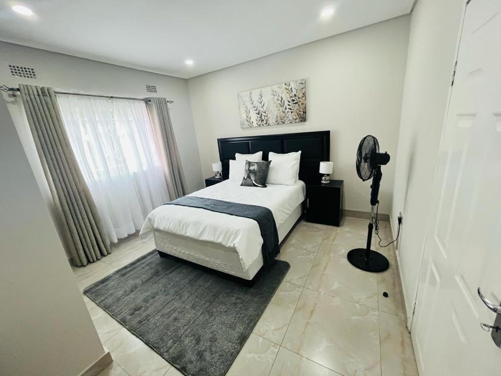Elisheva Apartment Ndola Buitenkant foto